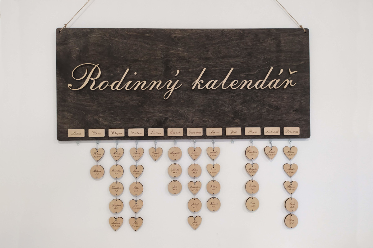 Dřevěný rodinný kalendář - s podkladní deskou 80x35cm EBEN