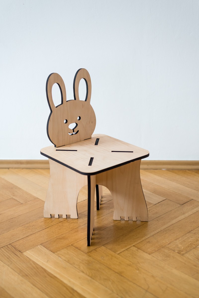 Dětská dřevěná stolička - KRÁLÍČEK 