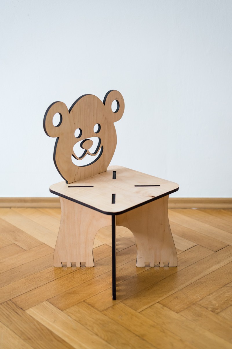 Dětská dřevěná stolička - MEDVÍDEK